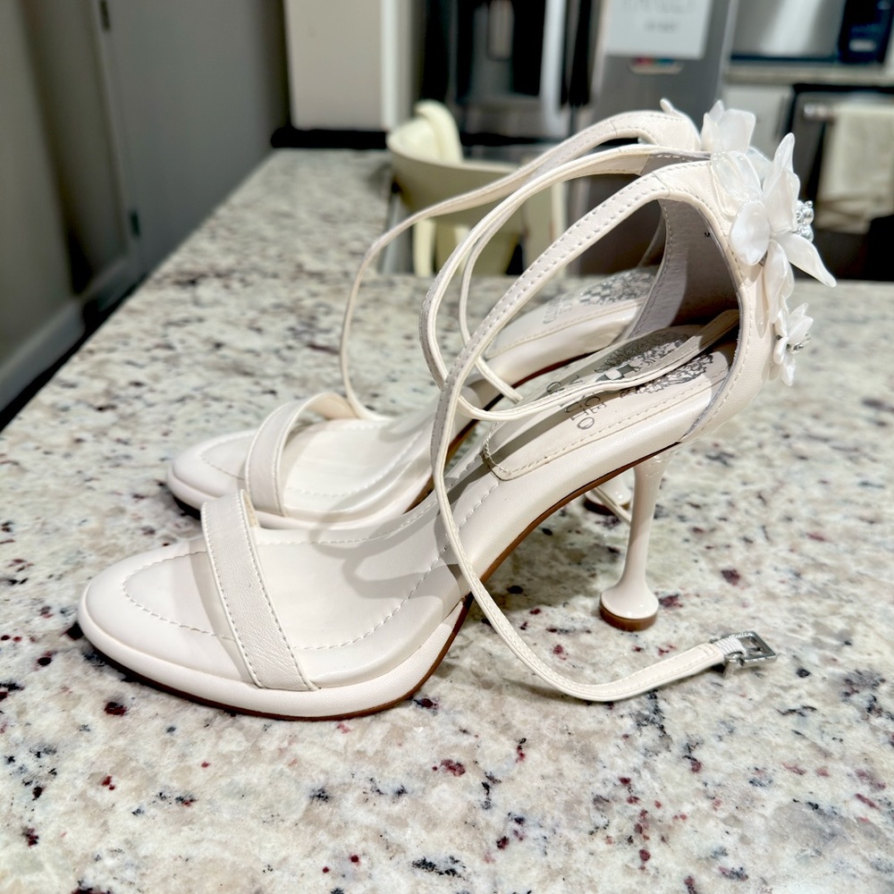 Vince Camuto Tanvie Sandals